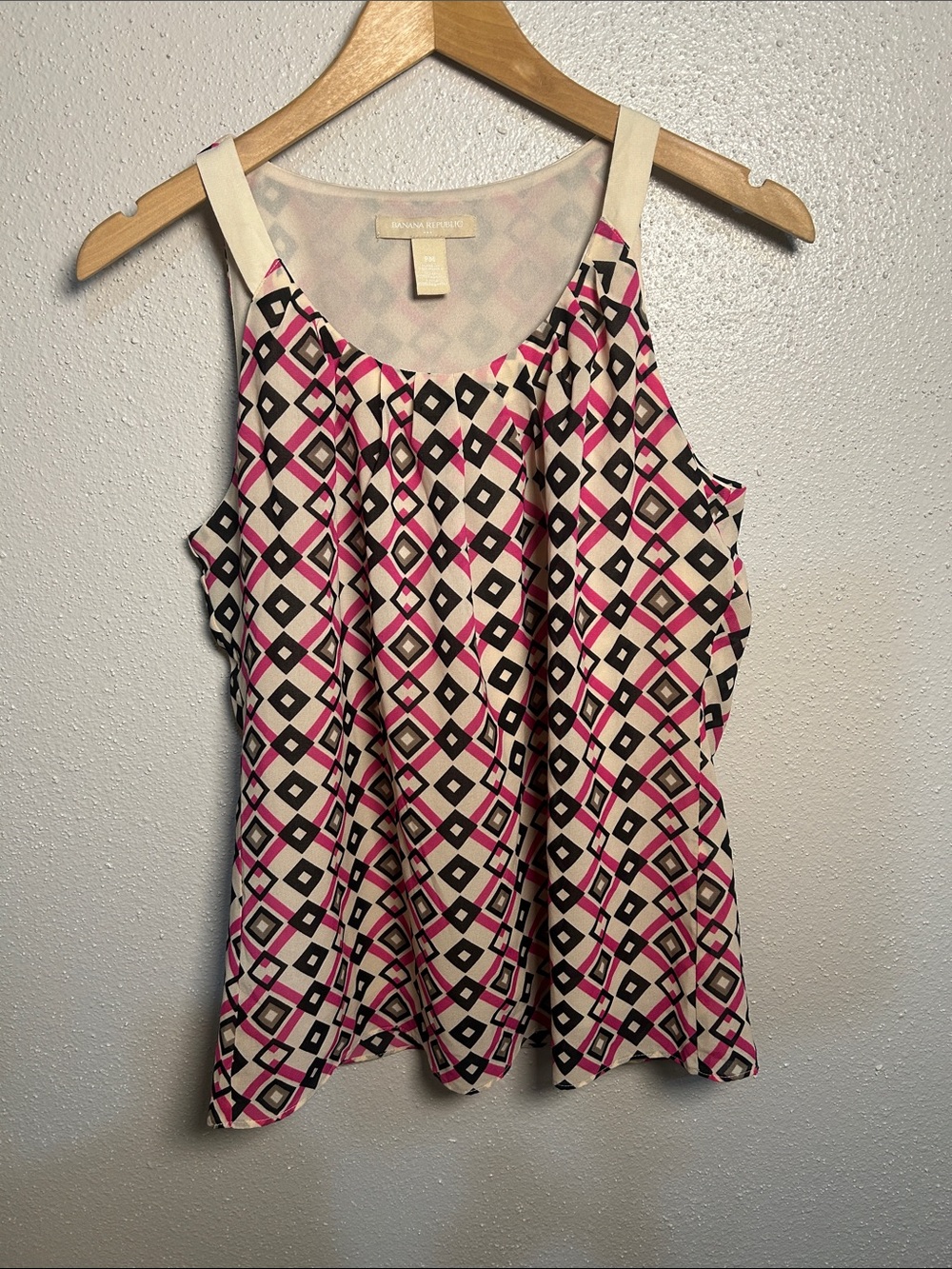 Banana Republic Pink and Cream Geometric Sleeveless Blouse